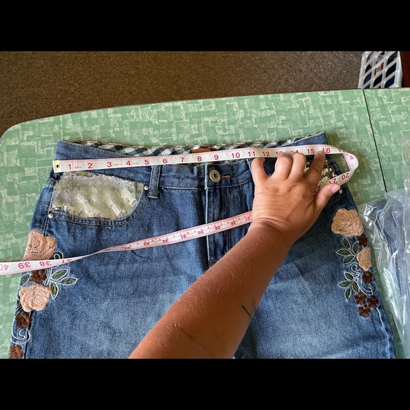 Super Cute Jeans SALE$$$$$ - Picture 9 of 14